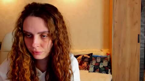 Gloria Wood online show from February 14, 2025, 6:08 pm