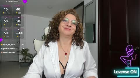 Snapshot of gloriacrespo chatting on February 6, 2025, 7:07 pm gloriacrespo online show from February 6, 2025, 7:07 pm