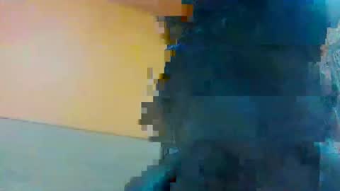 gloriakisibo548 online show from April 19, 2026, 8:22 pm