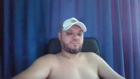 Snapshot of glusgan chatting on July 16, 2026, 7:14 am Your boy online show from July 16, 2026, 7:14 am