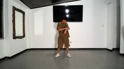 THOMAS AND DAMIAND online show from September 13, 2025, 6:18 pm