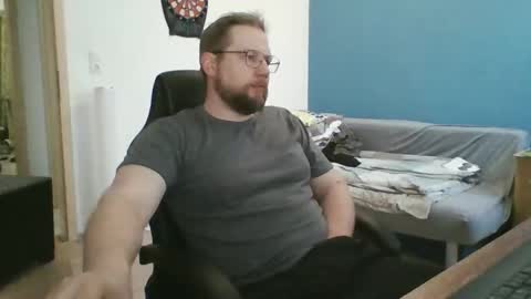 Snapshot of gnik_labinnah chatting on April 12, 2026, 7:35 am gnik_labinnah online show from April 12, 2026, 7:35 am