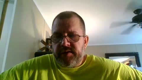 Snapshot of gobey33 chatting on September 16, 2025, 6:09 pm IDKIDCIDGAF online show from September 16, 2025, 6:09 pm