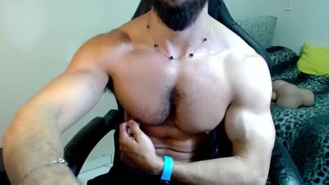 Snapshot of god_hunkules chatting on January 19, 2026, 4:11 pm god hunkules online show from January 19, 2026, 4:11 pm