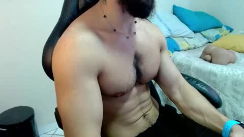 Snapshot of god_hunkules chatting on February 17, 2026, 6:36 pm god hunkules online show from February 17, 2026, 6:36 pm