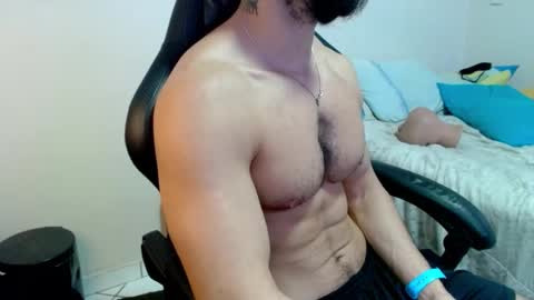 Snapshot of god_hunkules chatting on February 18, 2026, 4:47 pm god hunkules online show from February 18, 2026, 4:47 pm