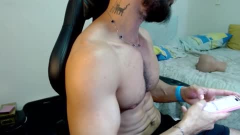 Snapshot of god_hunkules chatting on February 26, 2026, 7:46 pm god hunkules online show from February 26, 2026, 7:46 pm