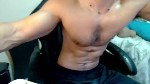 god hunkules online show from March 21, 2026, 4:21 pm