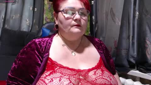Snapshot of goddess57 chatting on February 15, 2025, 8:33 am Goddess online show from February 15, 2025, 8:33 am