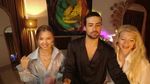  330 UTC2 girls   online show from May 16, 2026, 2:41 am