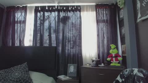 Snapshot of goddess_mortem chatting on December 18, 2024, 4:39 pm Mortem model independientfollow me on my telegram channel online show from December 18, 2024, 4:39 pm