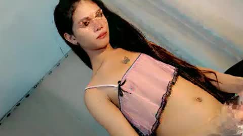 YOUR GODDESS RIAN online show from November 5, 2025, 6:46 am