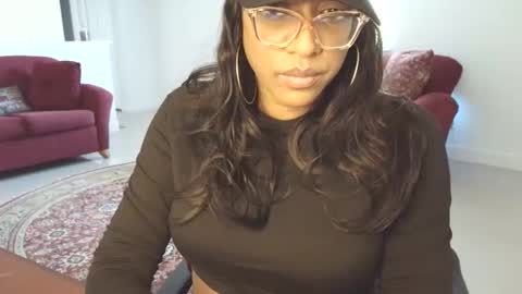 Snapshot of goddess_xandra_xquisite chatting on April 23, 2026, 12:40 pm Xandra The Goddess online show from April 23, 2026, 12:40 pm