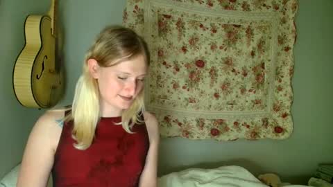 goddessalison online show from June 7, 2026, 1:43 am