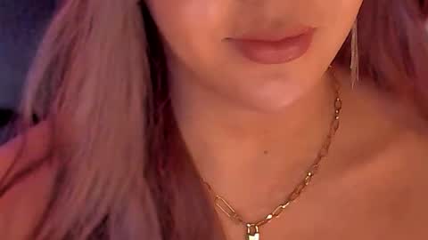 Barbie Brown online show from February 5, 2026, 4:39 am