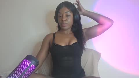 Miss Raven Black online show from December 20, 2024, 11:05 pm