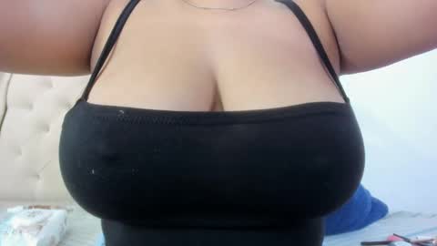 Snapshot of goddesschanell chatting on February 22, 2025, 2:50 am CHANELL online show from February 22, 2025, 2:50 am