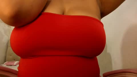 CHANELL online show from April 16, 2026, 2:12 am