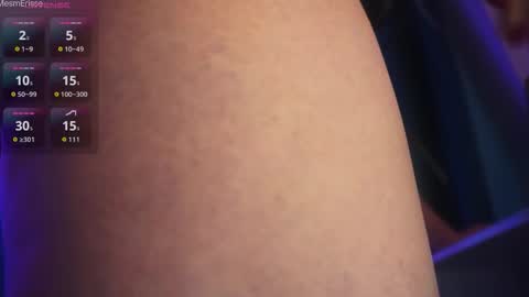 MesmErisse online show from October 25, 2025, 4:53 am