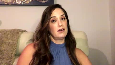 Snapshot of goddessfiore chatting on October 24, 2025, 1:03 am Goddess Fiore online show from October 24, 2025, 1:03 am