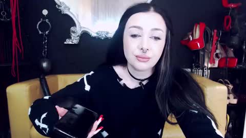 Snapshot of goddessgeorgia chatting on January 4, 2025, 1:53 pm Goddess Georgia online show from January 4, 2025, 1:53 pm