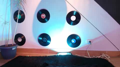 Julieta online show from February 4, 2026, 7:09 pm