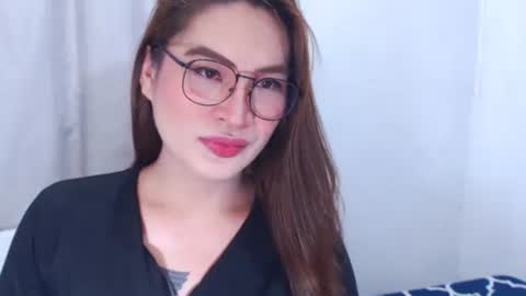 QUEEN JANE online show from March 25, 2026, 5:19 pm