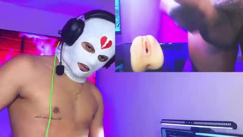 Snapshot of godiegogoxxx chatting on May 26, 2026, 5:47 am Diego online show from May 26, 2026, 5:47 am
