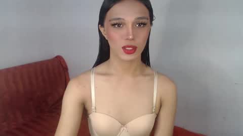 Snapshot of goldenlily69 chatting on February 15, 2025, 11:14 pm Lily is Gold online show from February 15, 2025, 11:14 pm