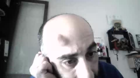 goldenmasculine online show from March 19, 2026, 8:40 am