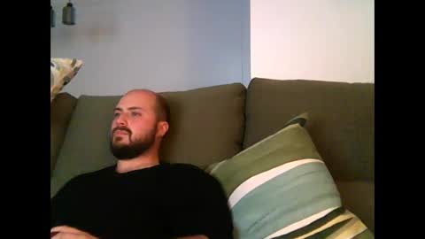 goldenspainboy online show from April 1, 2026, 10:29 pm