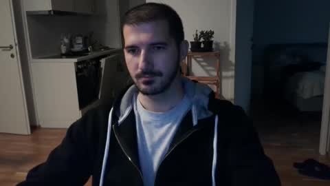 goldnic_10 online show from December 18, 2025, 1:50 pm