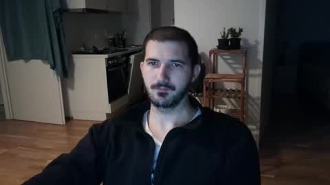 goldnic_10 online show from December 22, 2025, 2:14 pm