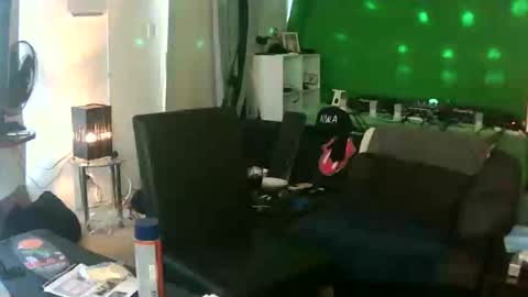 goldyguy011 online show from February 20, 2025, 7:12 am