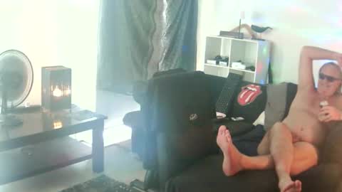 goldyguy011 online show from March 7, 2026, 2:52 am