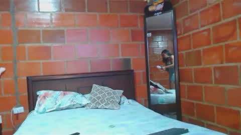 Valentina online show from January 5, 2025, 1:56 am