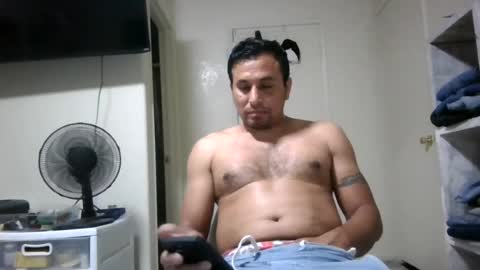 gomezdiazbobby online show from June 15, 2026, 7:32 am