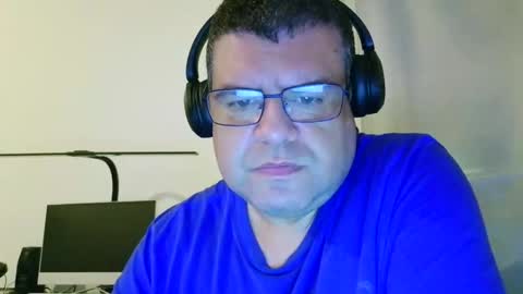 Snapshot of gomezgonz5 chatting on September 19, 2025, 9:59 pm gomezgonz5 online show from September 19, 2025, 9:59 pm