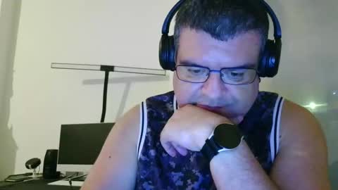 Snapshot of gomezgonz5 chatting on September 21, 2025, 10:44 pm gomezgonz5 online show from September 21, 2025, 10:44 pm
