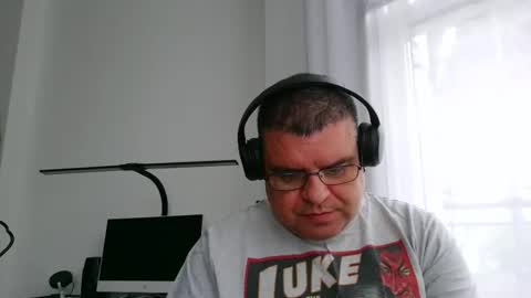 Snapshot of gomezgonz5 chatting on October 1, 2025, 11:16 am gomezgonz5 online show from October 1, 2025, 11:16 am