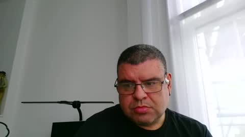 Snapshot of gomezgonz5 chatting on October 2, 2025, 11:39 am gomezgonz5 online show from October 2, 2025, 11:39 am