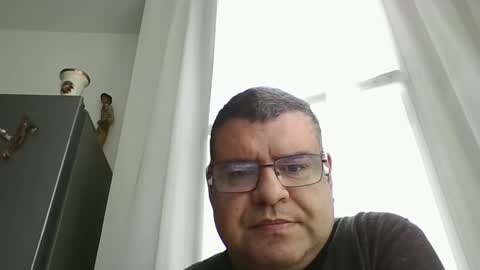 Snapshot of gomezgonz5 chatting on October 13, 2025, 9:42 am gomezgonz5 online show from October 13, 2025, 9:42 am