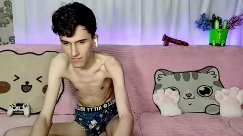 Luca online show from June 22, 2026, 3:25 am