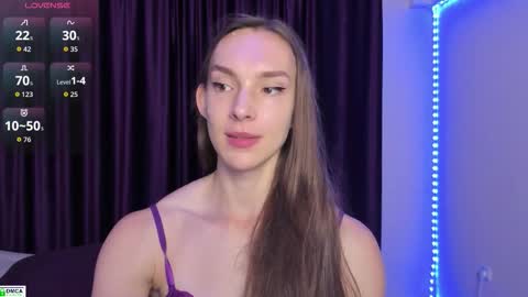 Snapshot of goodnight_kitty chatting on September 16, 2025, 10:22 pm goodnight_kitty online show from September 16, 2025, 10:22 pm