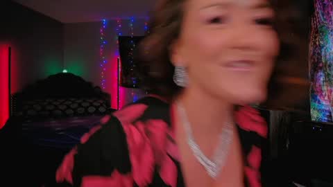 Snapshot of gooner_girl chatting on December 18, 2024, 5:52 pm gooner_girl online show from December 18, 2024, 5:52 pm