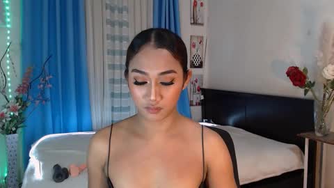 gorgeous_nicole online show from December 22, 2024, 7:21 pm