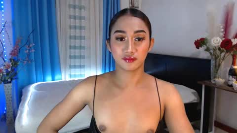 gorgeous_nicole online show from January 6, 2025, 7:56 pm