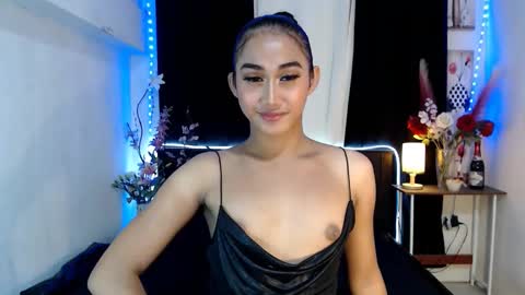 gorgeous_nicole online show from February 2, 2025, 3:32 am