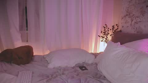 Snapshot of gorgeousg1rl chatting on January 26, 2025, 10:35 pm I am Anna ig gorgeousg1rrrl online show from January 26, 2025, 10:35 pm