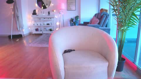 sophie  Special celebration a the beach 300k followers 3011 and 0112   online show from March 9, 2025, 10:52 pm